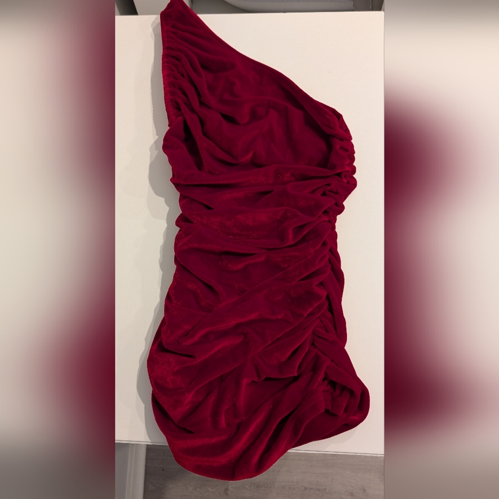 Bright Red Velvet One-Shoulder Sleeveless Ruched Bodycon Party Club Mini Dress